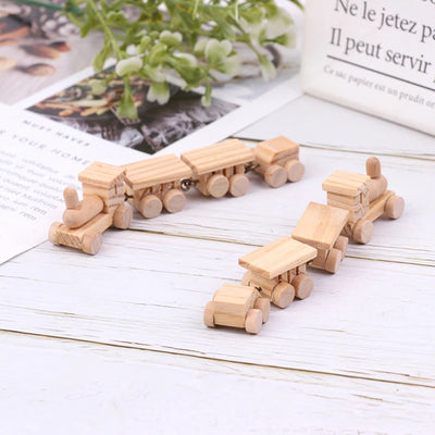 1Pc Miniature Wooden Train Set Locomotive Compartment Carriages Dollhouse Cute Toy Play Doll House Decor